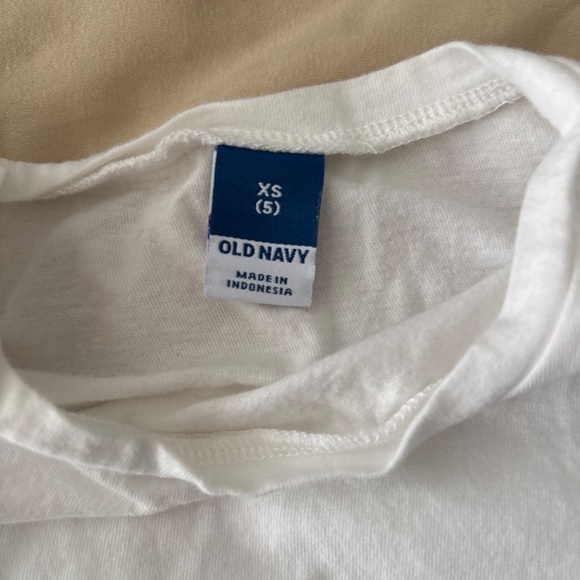 Old Navy 2-piece T-shirt Unattached Size XS 5 - Picture 2 of 3